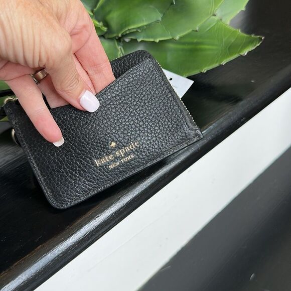 Kate Spade Pebbled Leather Card Case Coin Pouch Wristlet Key Ring Black NWT - Picture 2 of 5